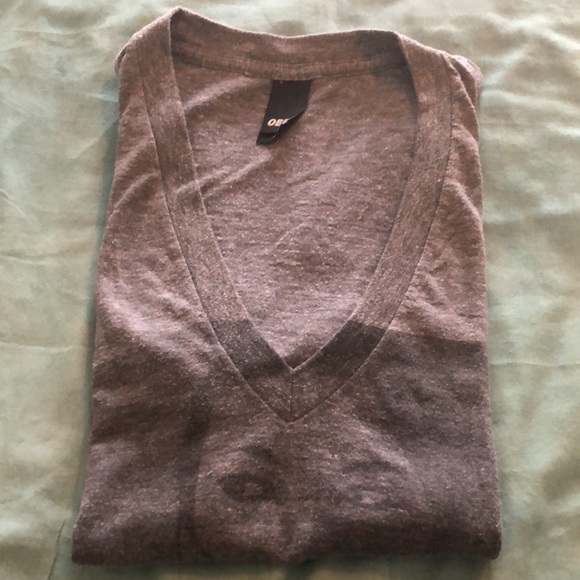 Obey v neck tshirt - Picture 5 of 5